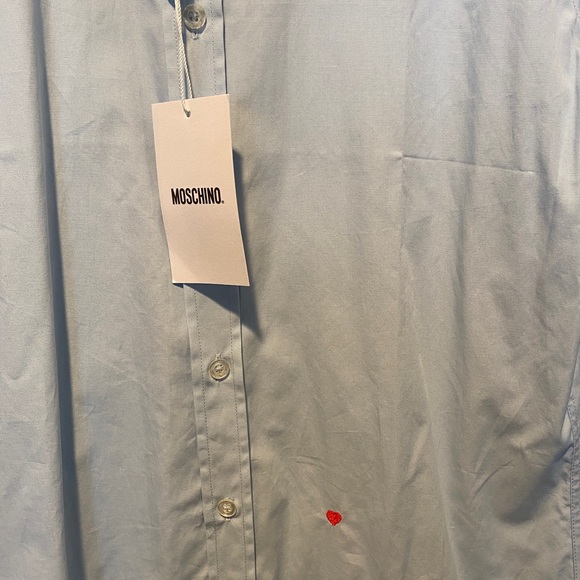 Moschino Men’s Embroidered Heart Button Down Shirt Size US15.5/EU40 Light Blue. - Picture 4 of 8